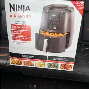 Ninja Air Fryer with Black and Silver Accents